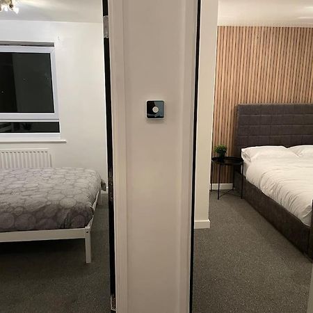 Stunning Central Apartment With Free Parking Sheffield Eksteriør bilde