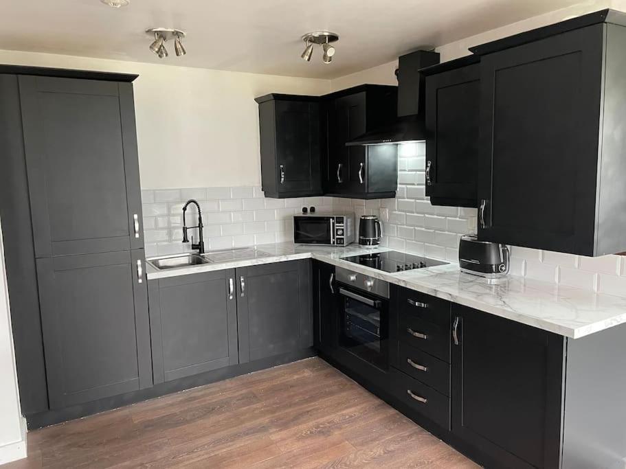 Stunning Central Apartment With Free Parking Sheffield Eksteriør bilde